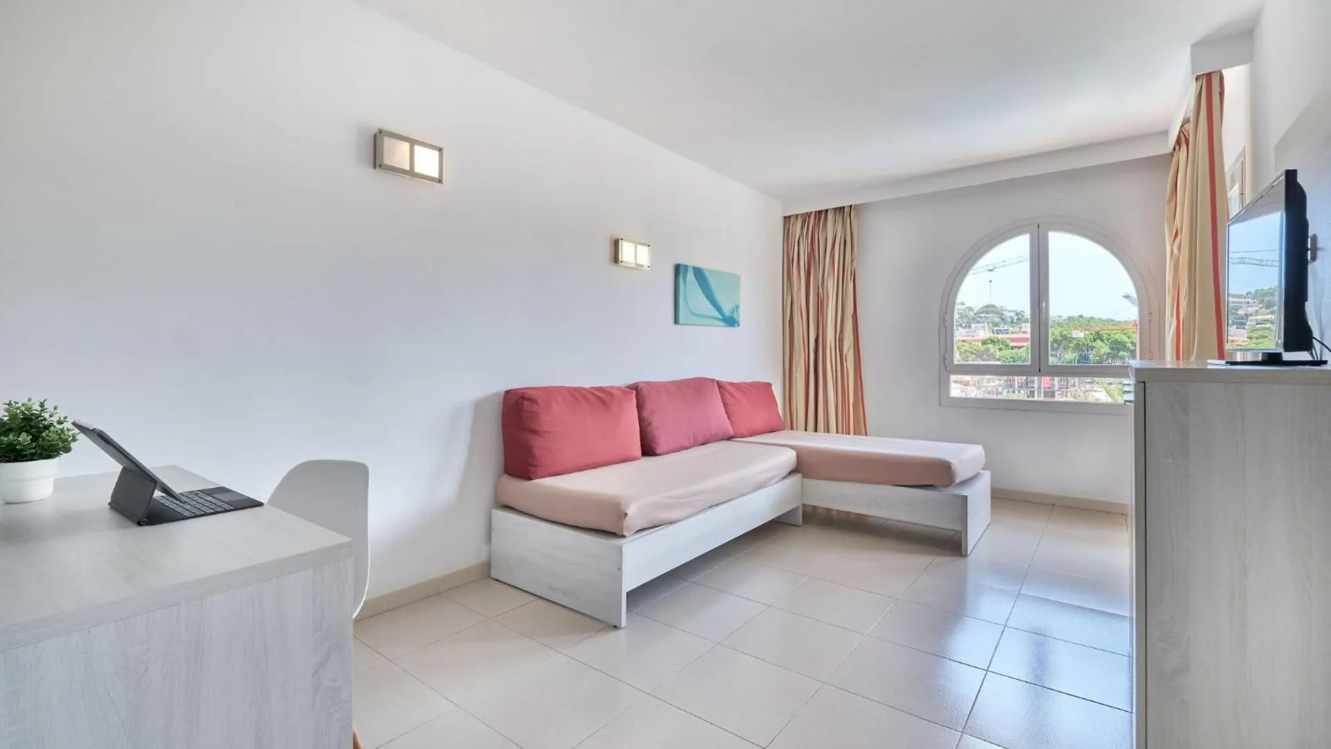 Hotel Illot Suites Cala Ratjada